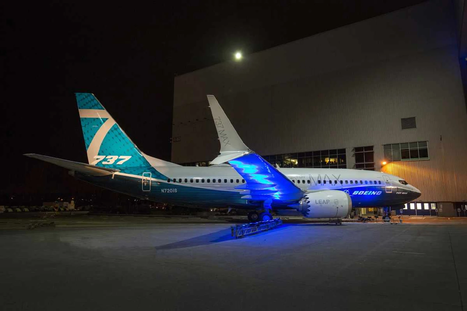 Boeing 737 MAX 7 roll out