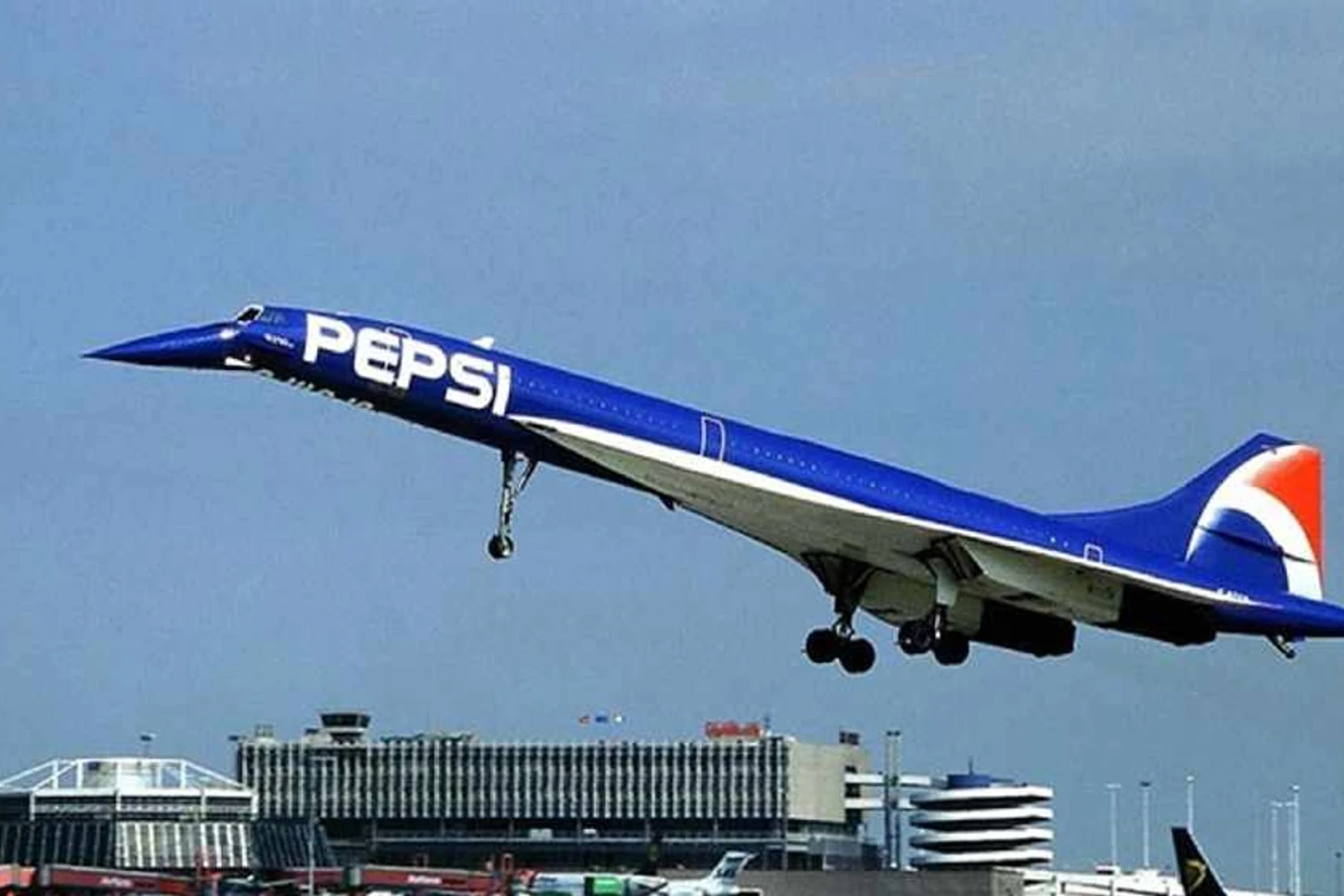 Promotional painting of the Concorde supported by Pepsi