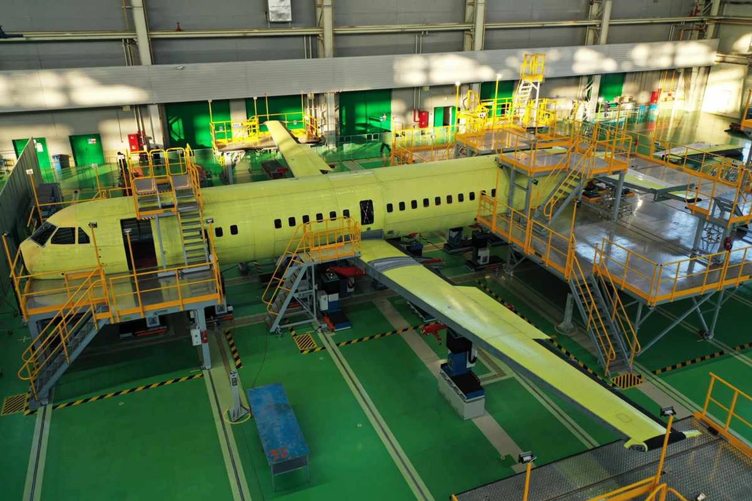 Il-114-300 in assembly at Ilyushin facilities in Lukhovitsy (UAC)