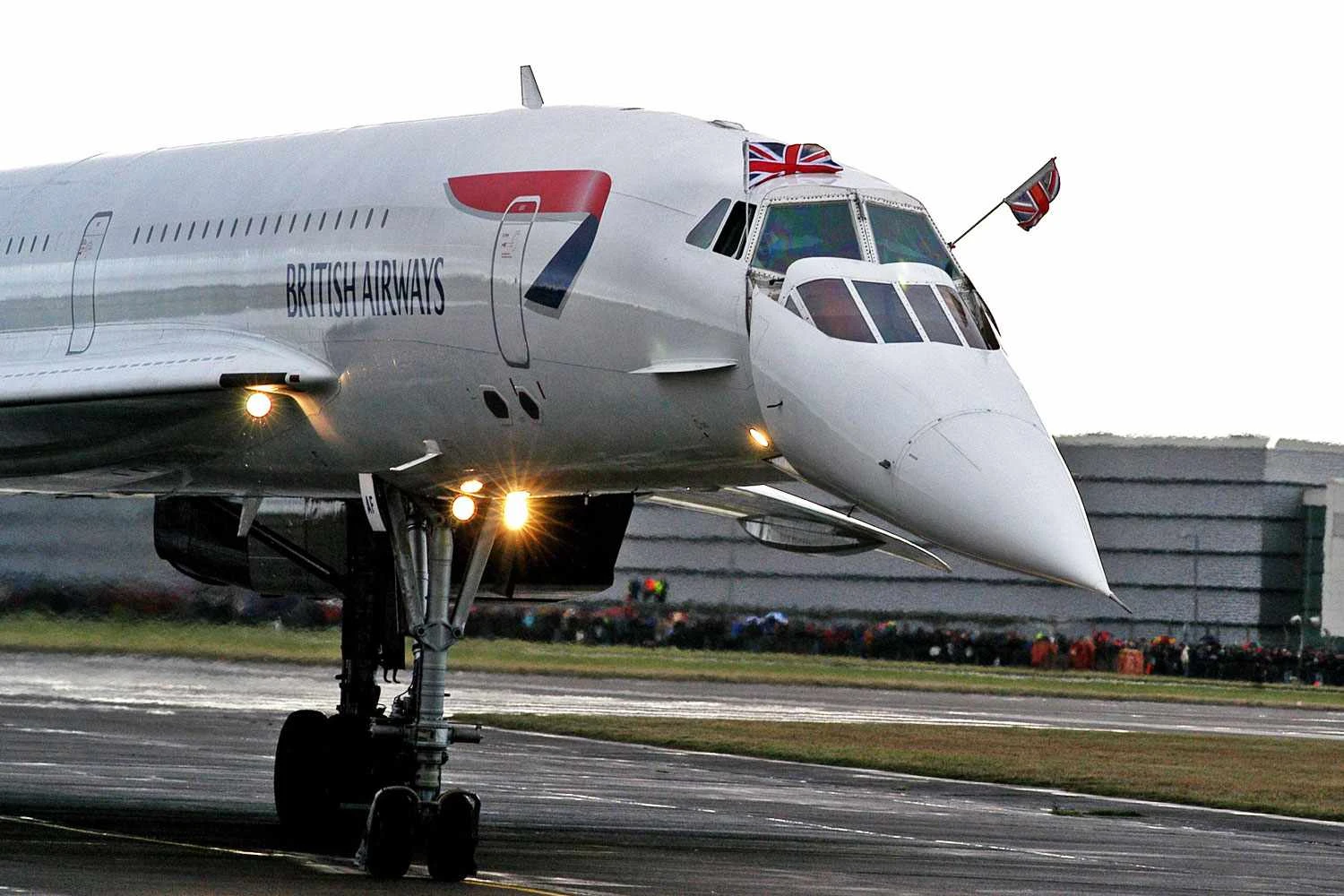 The Concorde lands at Bristol-Filton Airport after transferring from Heathrow, on the aircraft's last flight, on November 26, 2003 (Aerospace Bristol)