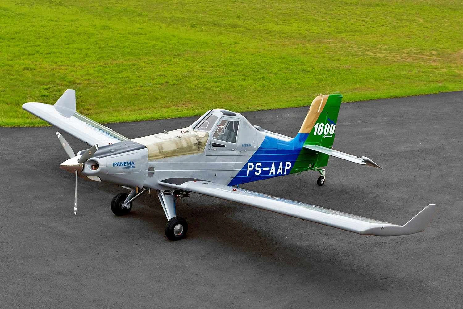Embraer reaches the milestone of 1,600 Ipanema agricultural airplanes delivered