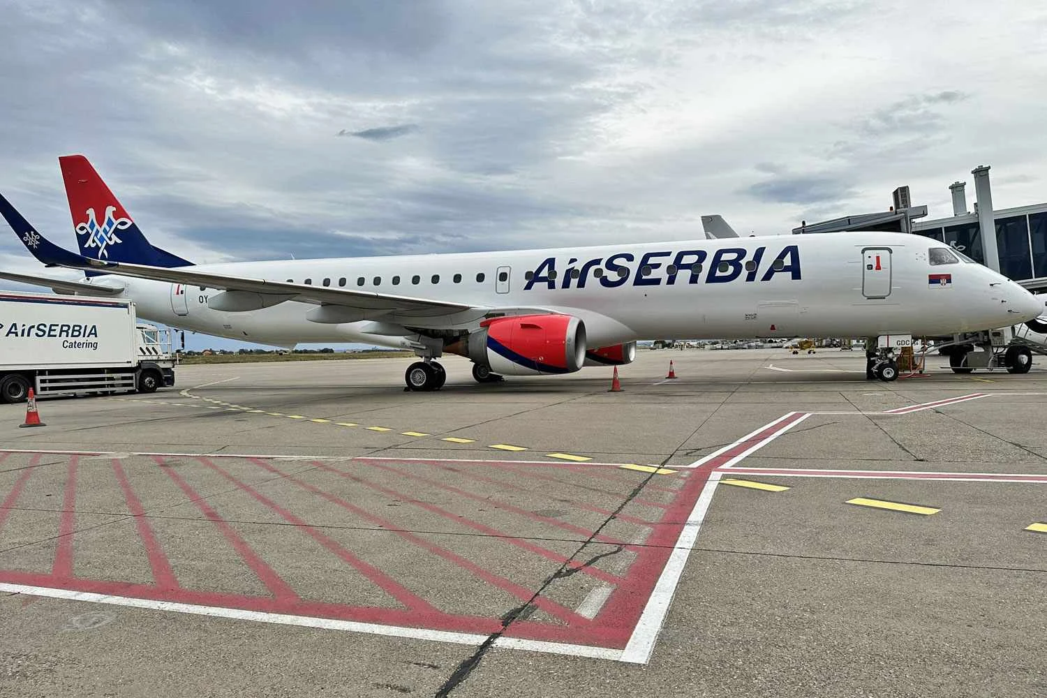 Air Serbia E195 OY-GDC (Air Serbia)