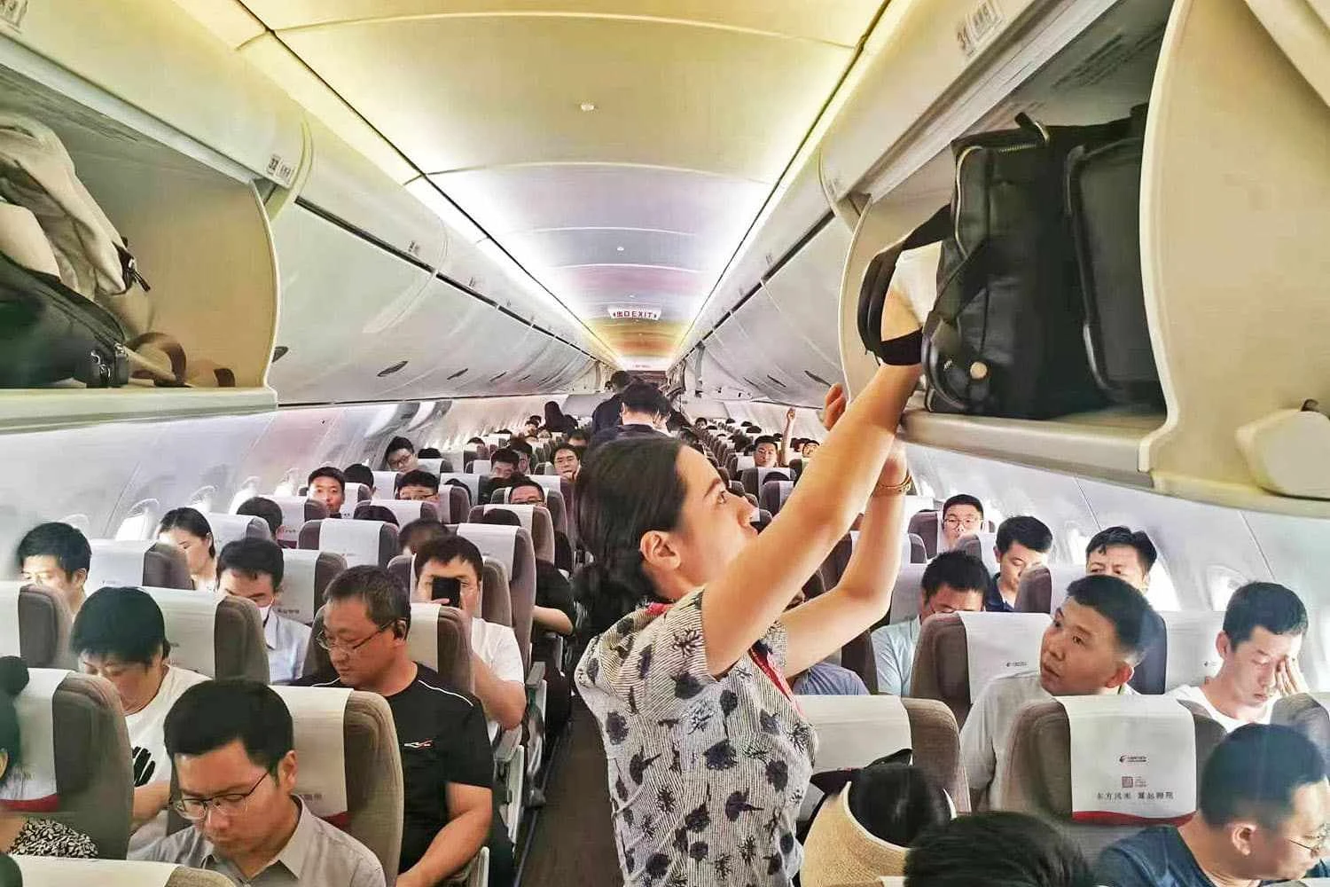 C919 main cabin
