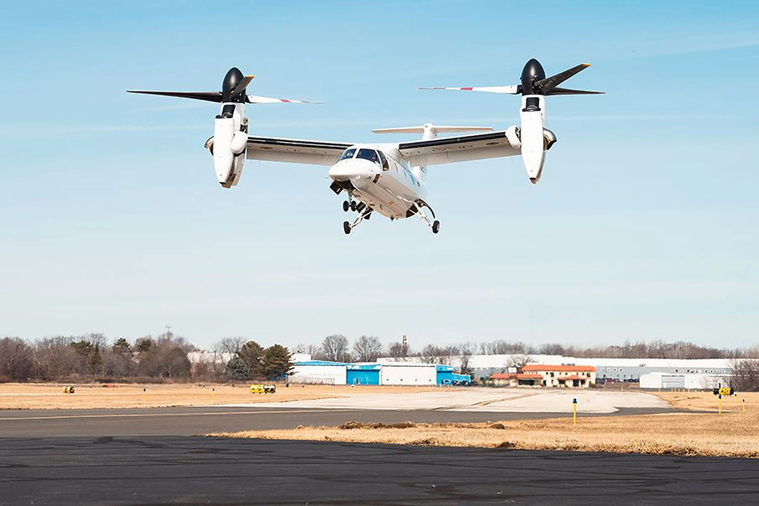 FAA pilots complete first flight of AW609 tiltrotor in the US
