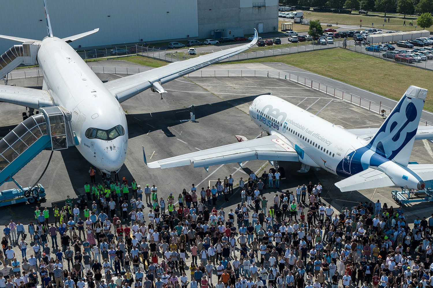 A350 and A320neo aircraft