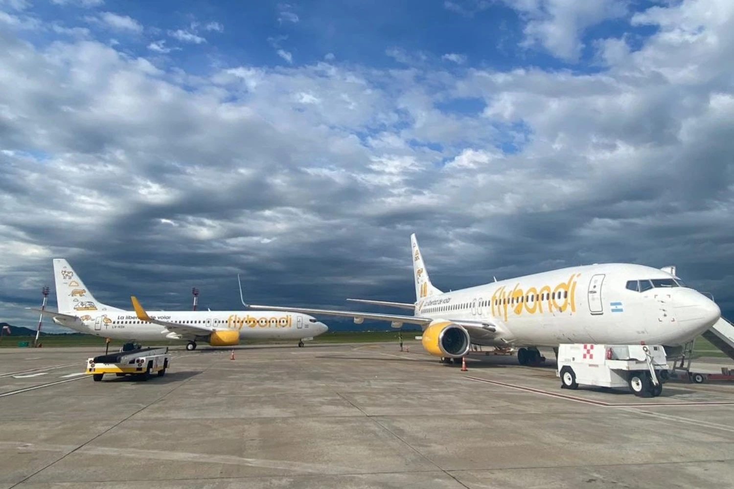 Flybondi Boeing 737-800 (Flybondi)