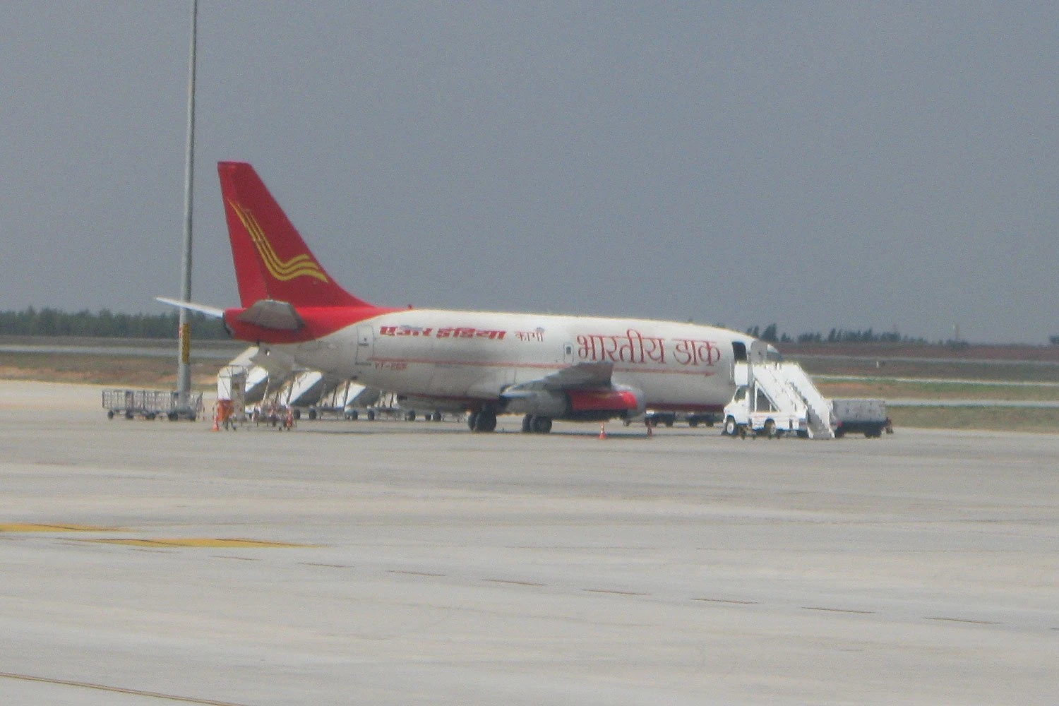 An Air India Boeing 737-200 freighter (Rohan_nog)