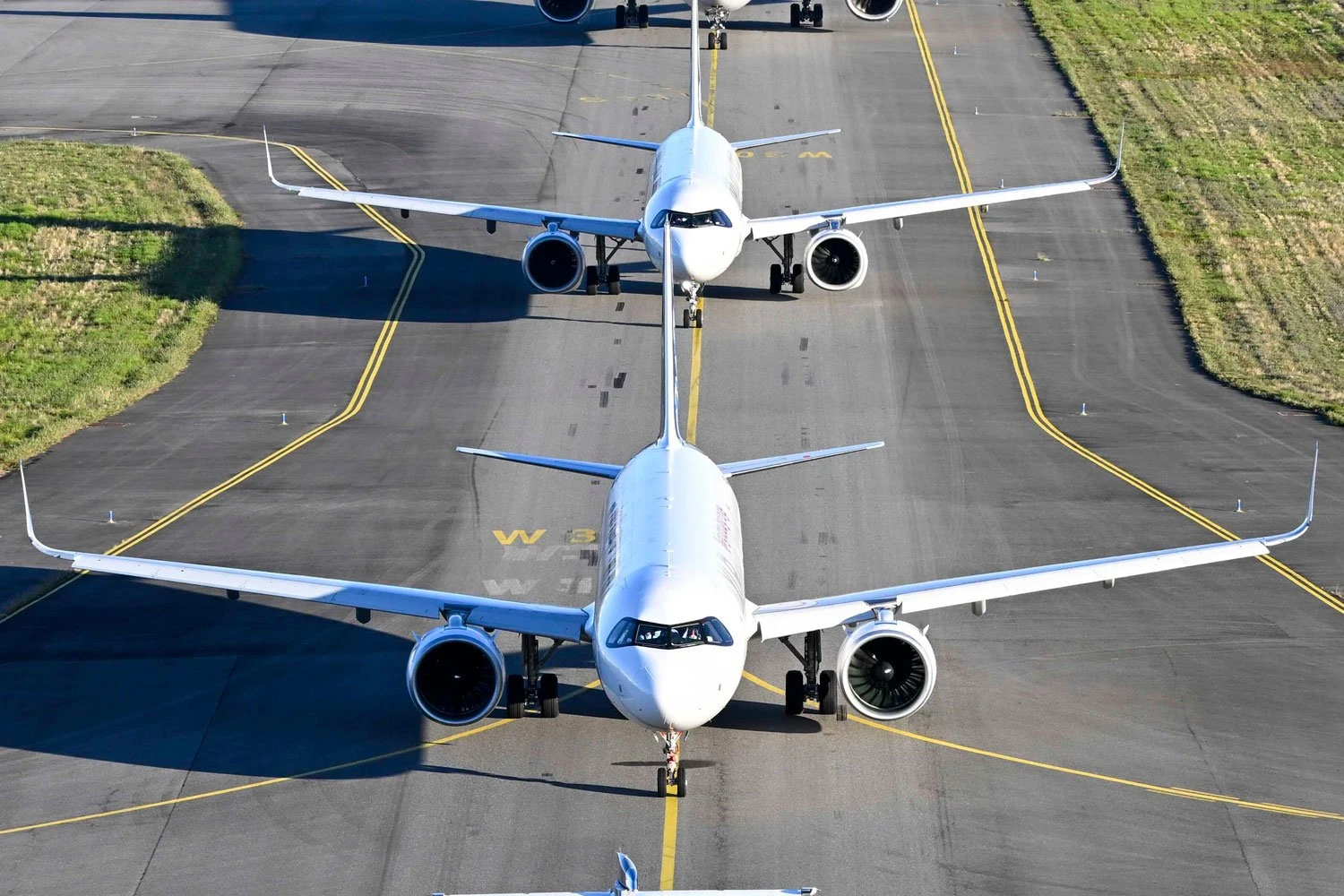 A320neo aircraft (Airbus)