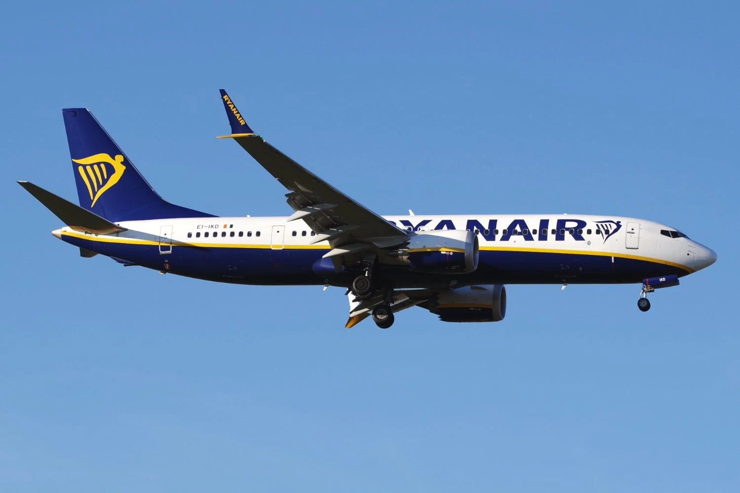 Ryanair Boeing 737 MAX 8-200