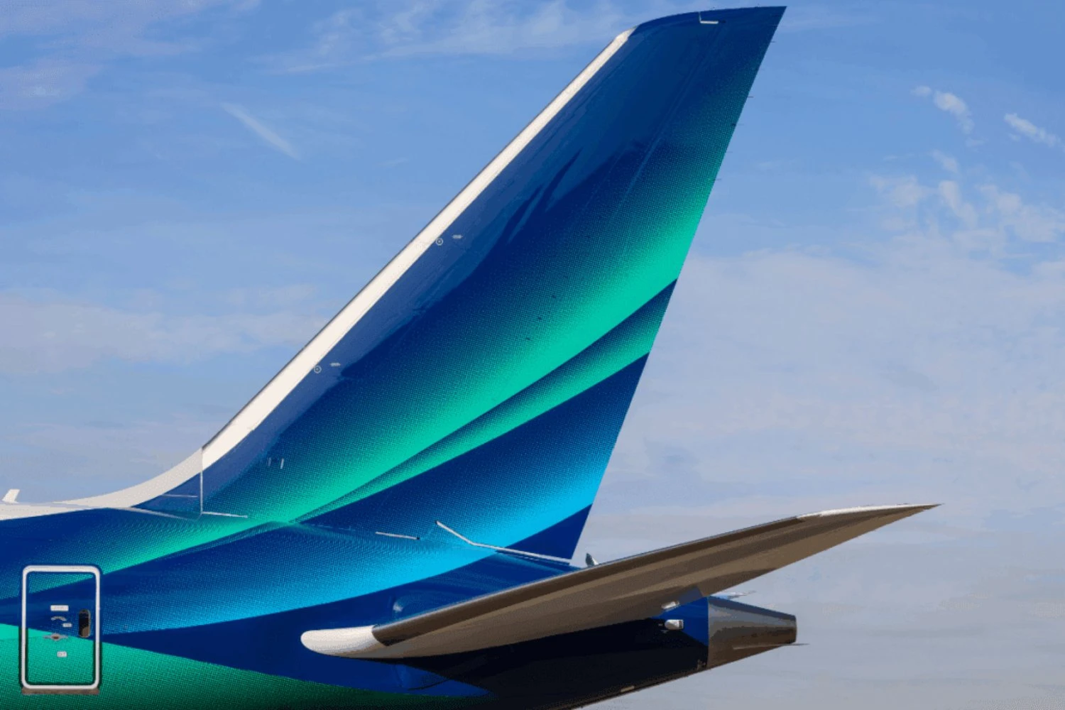 The new livery with the “Northern skies” scheme (Alaska Air)