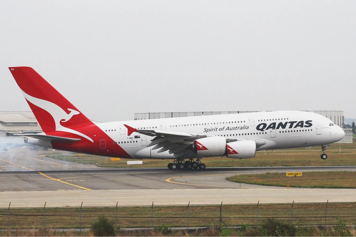 A380 VH-OQA Qantas (Ken)