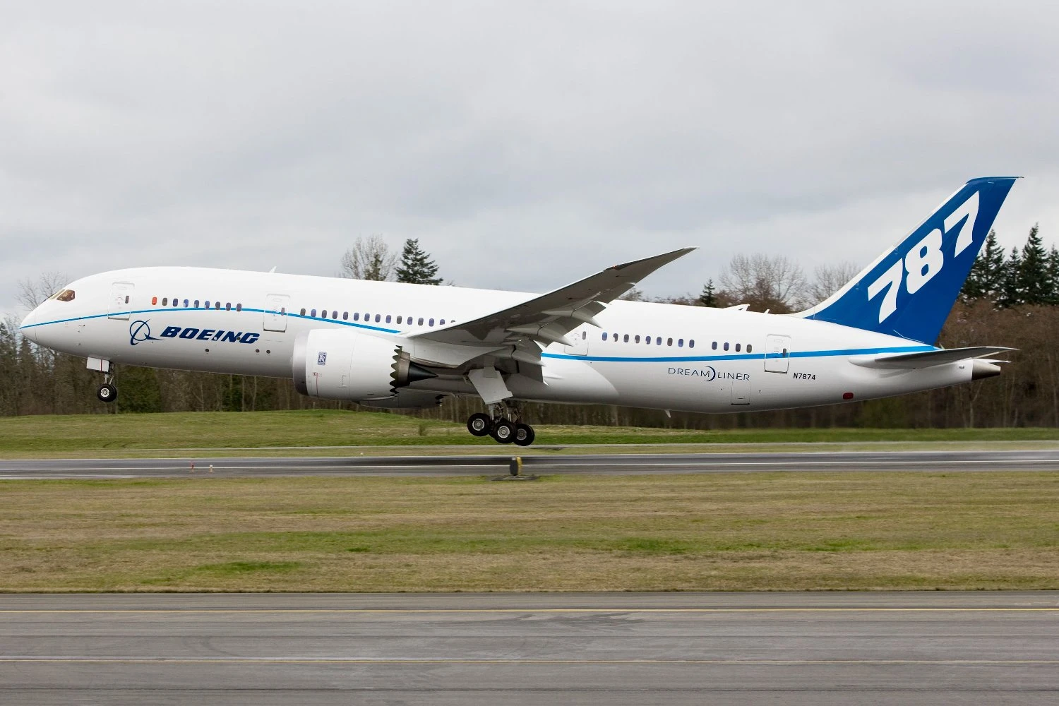 Boeing retires 787-8 test aircraft ZA004 after 15 years in flight program
