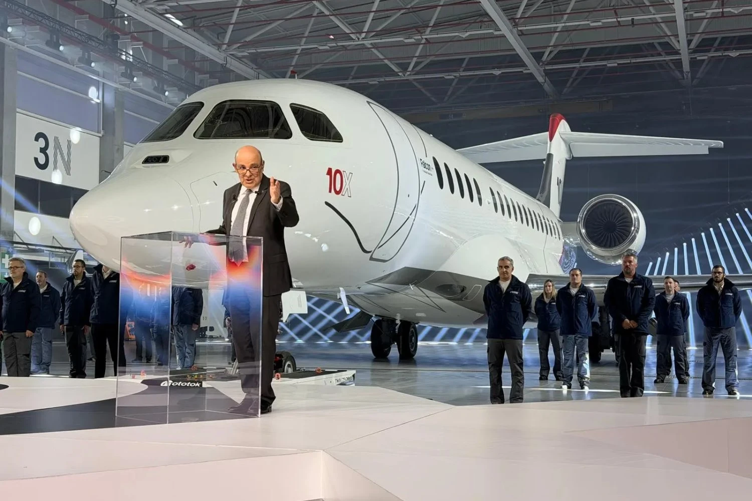 Dassault unveils Falcon 10X ultra-long-range business jet