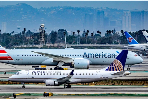 American Airlines rejects merger idea with United, citing antitrust concerns