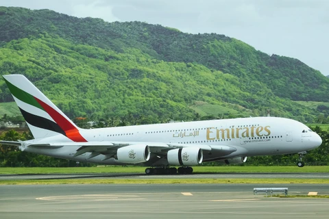 Emirates installs Starlink internet on first Airbus A380