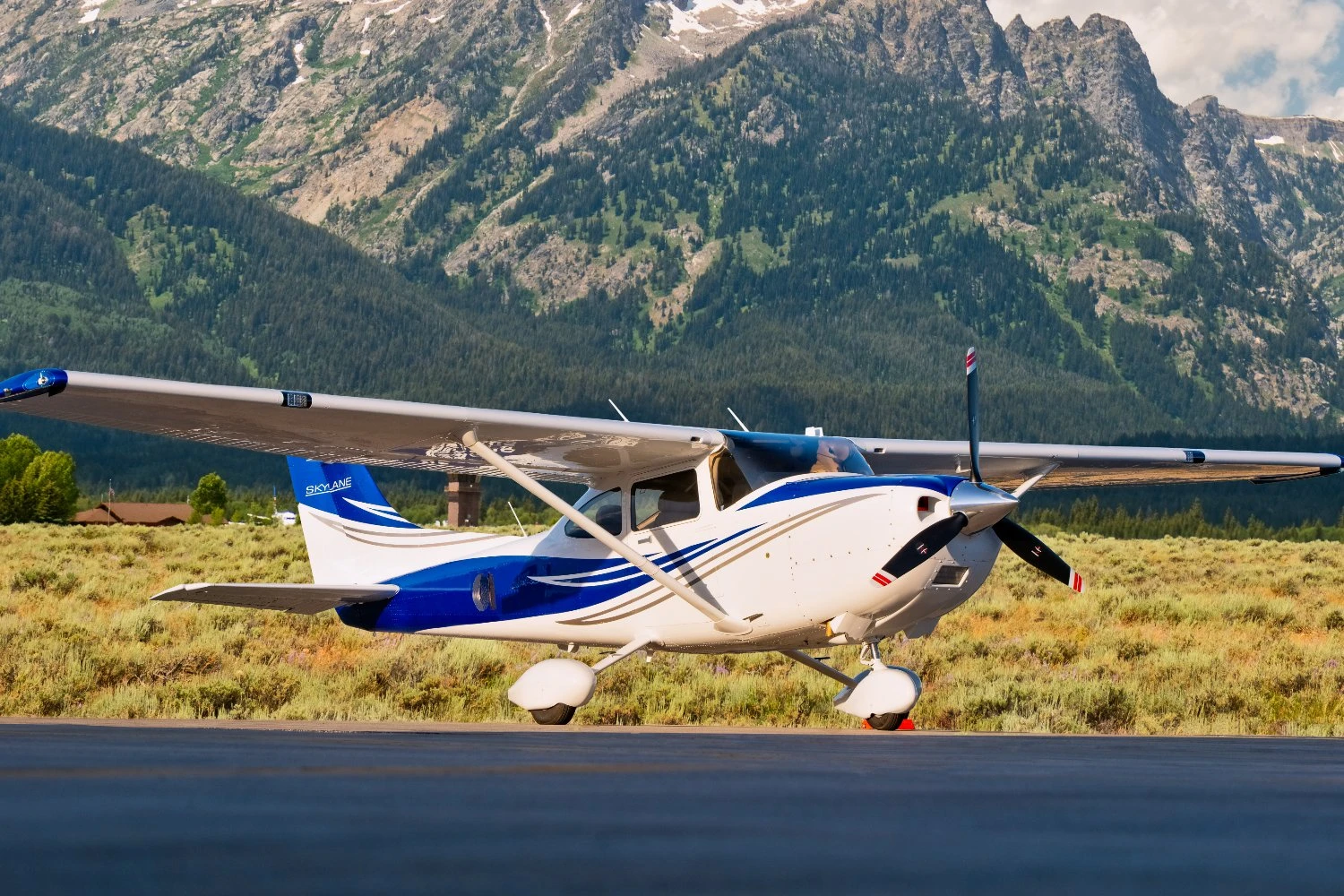Cessna Skylane | TEXTRON