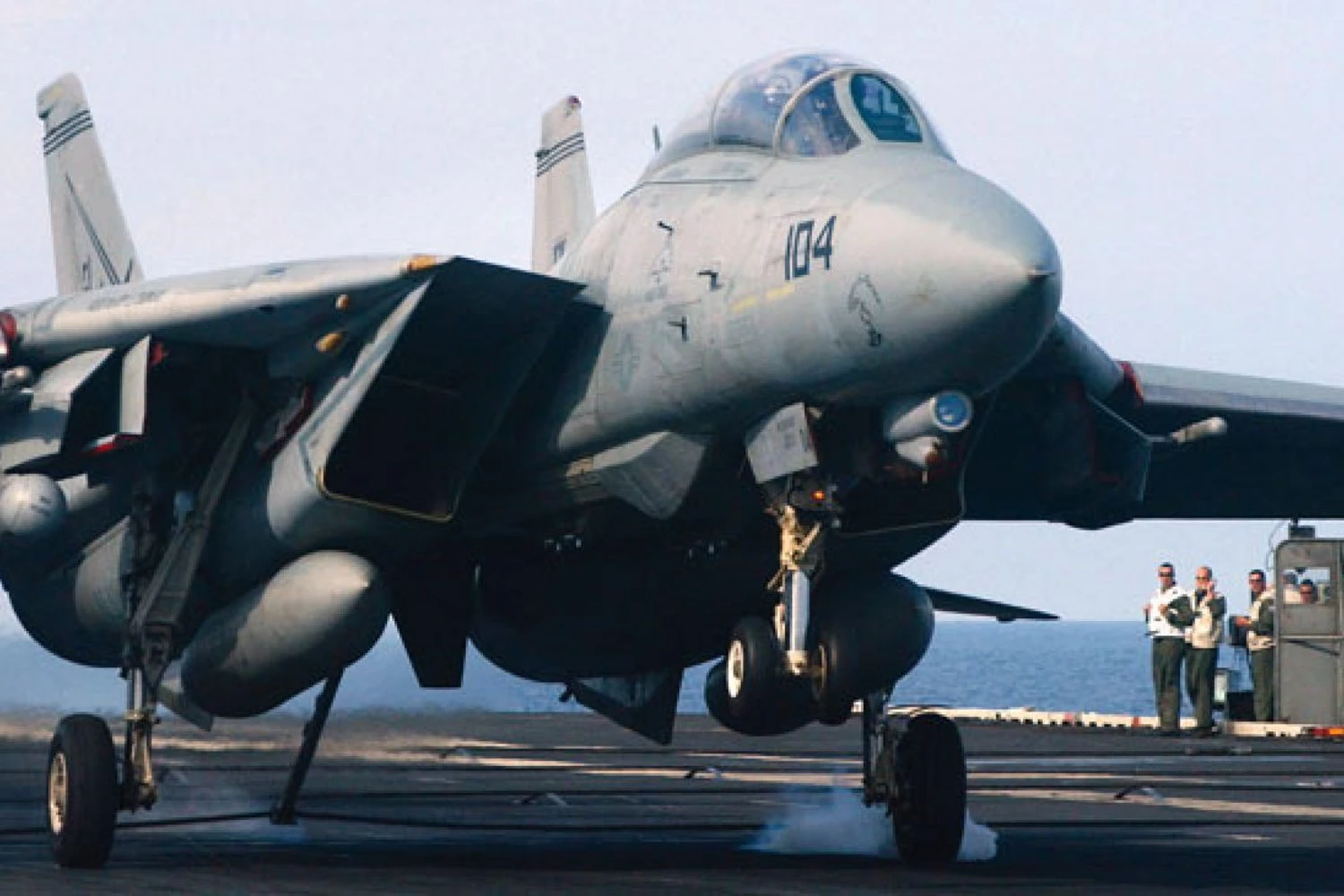 “Maverick Act” could allow F-14 Tomcat to fly again decades after retirement