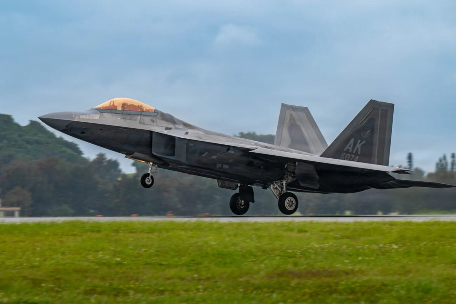 Lockheed Martin F-22 Raptor in Kadena, Japan | USAF