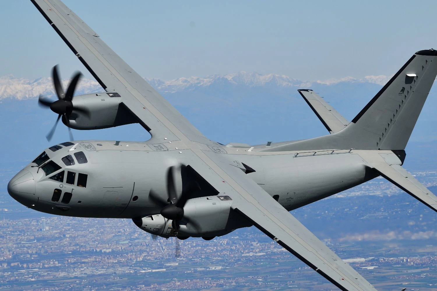 Alenia C-27J | LEONARDO