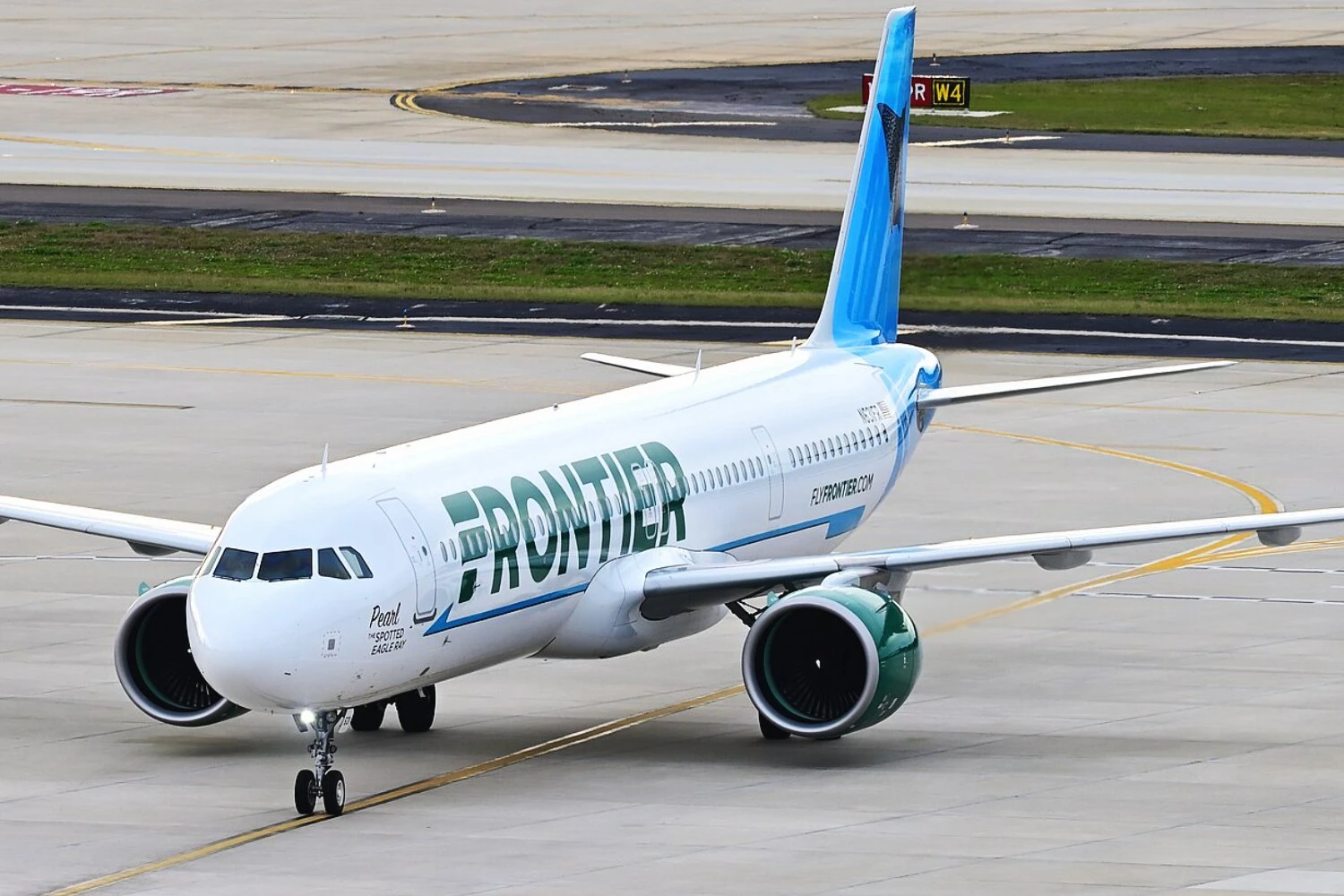 Airbus A321neo operated by Frontier | ANDREW HENEEN