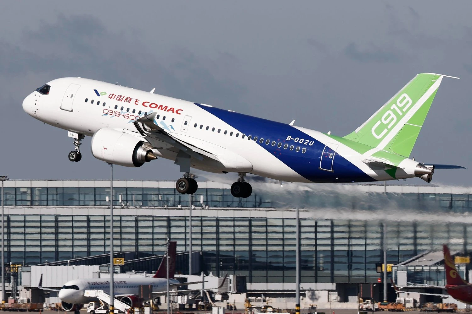 C919-600 maiden flight | COMAC