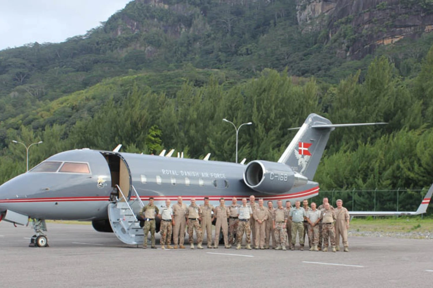 RDAF Bombardier Challenger 604