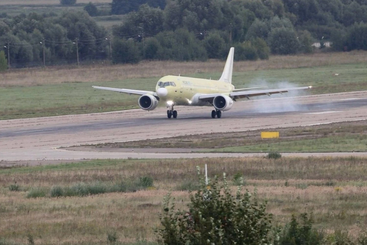 First serial-production MC-21 arrives at Zhukovsky to receive customer livery.