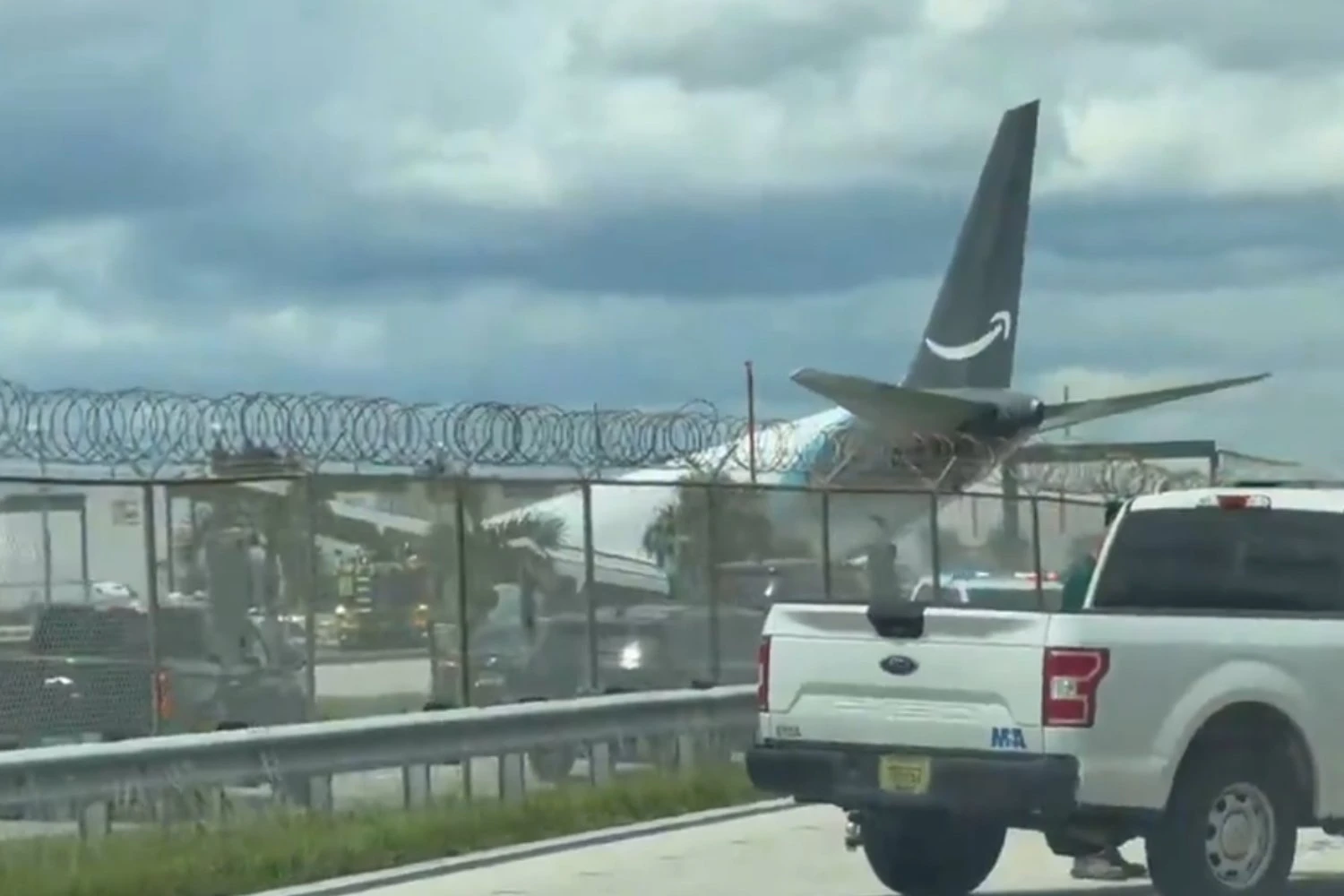 Amazon Air's Boeing 767F N1997A was landing in Miami, arriving from San Juan | SOCIAL MEDIA