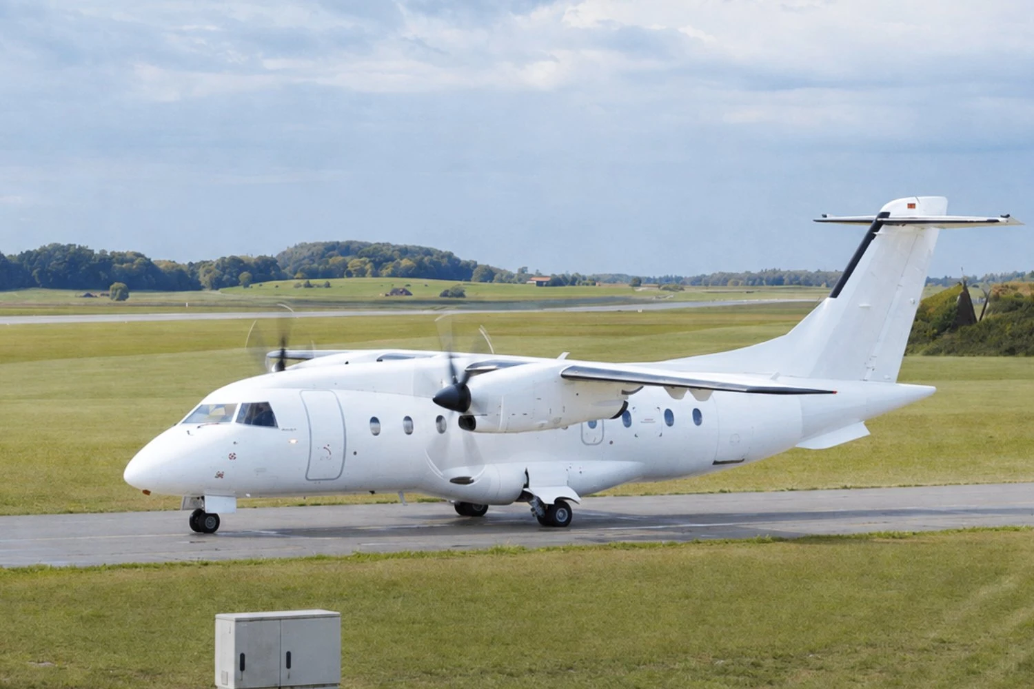 Dornier 328 testbed | DEUTSCHE AIRCRAFT