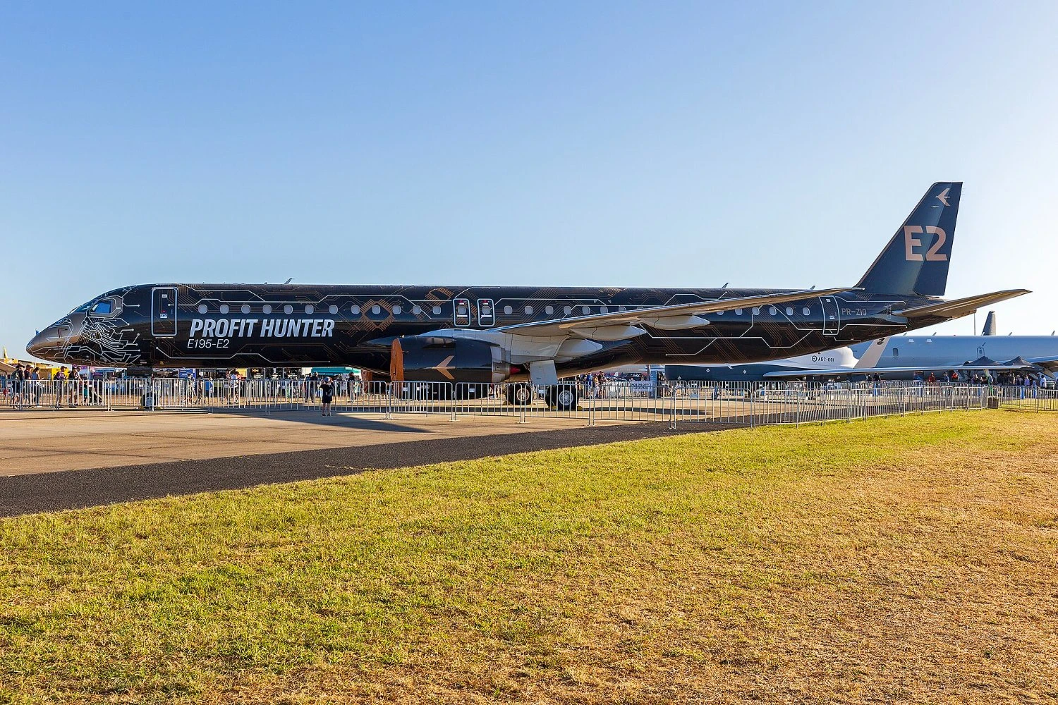 Embraer E195-E2 | BIDGEE
