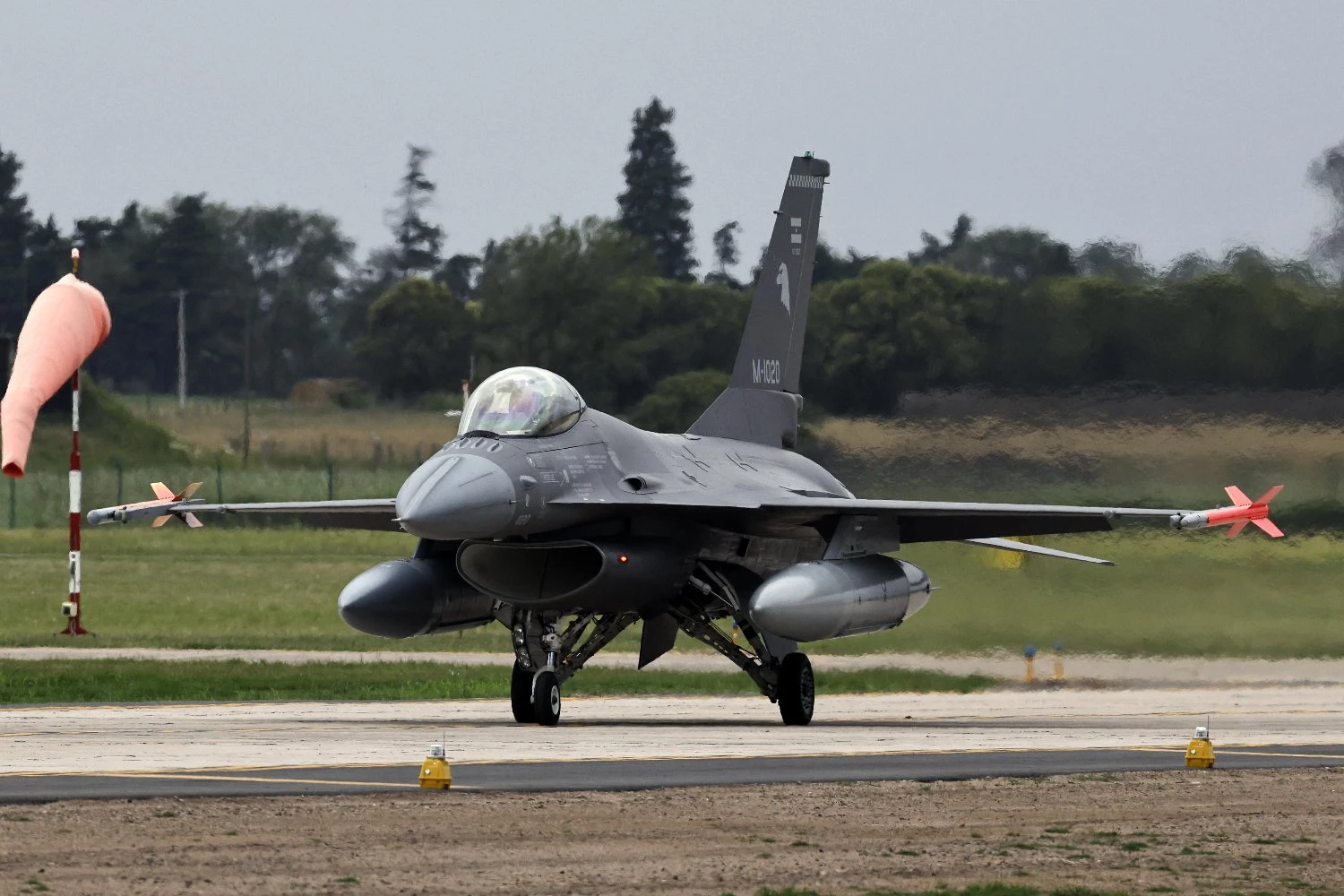 Four single-seat F-16AM fighters and two F-16BM two-seaters landed in Argentina | FAA