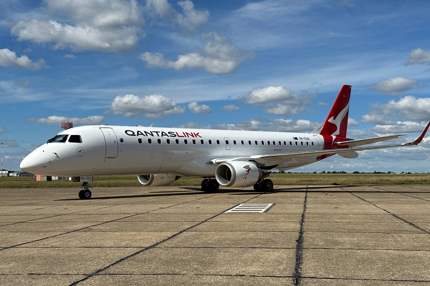 QantasLink first own E190 | QANTAS