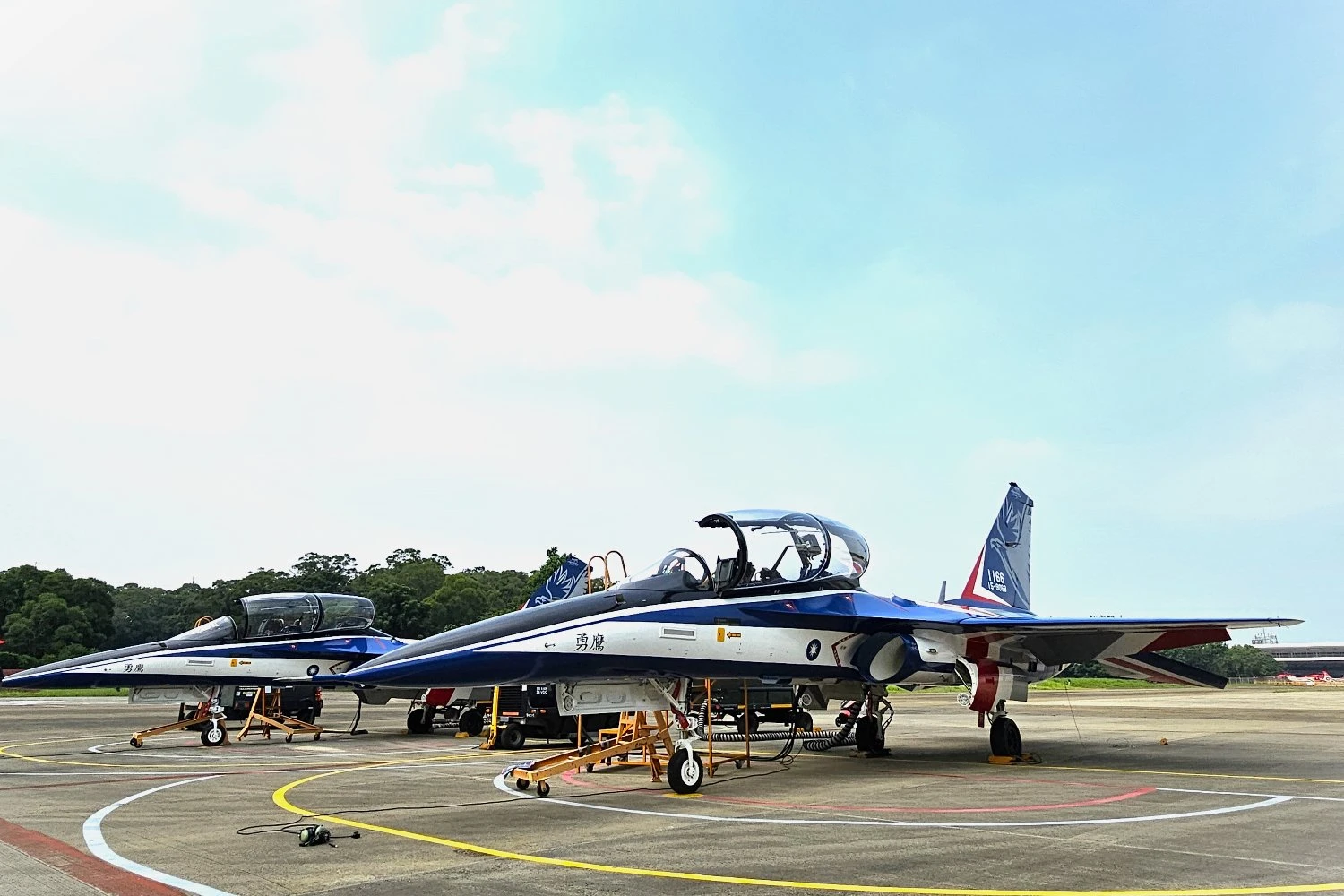 Taiwan's final two AIDC T-5 advanced jet trainers | AIDC