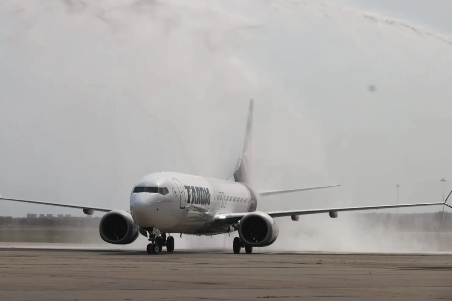TAROM first Boeing 737 MAX 8