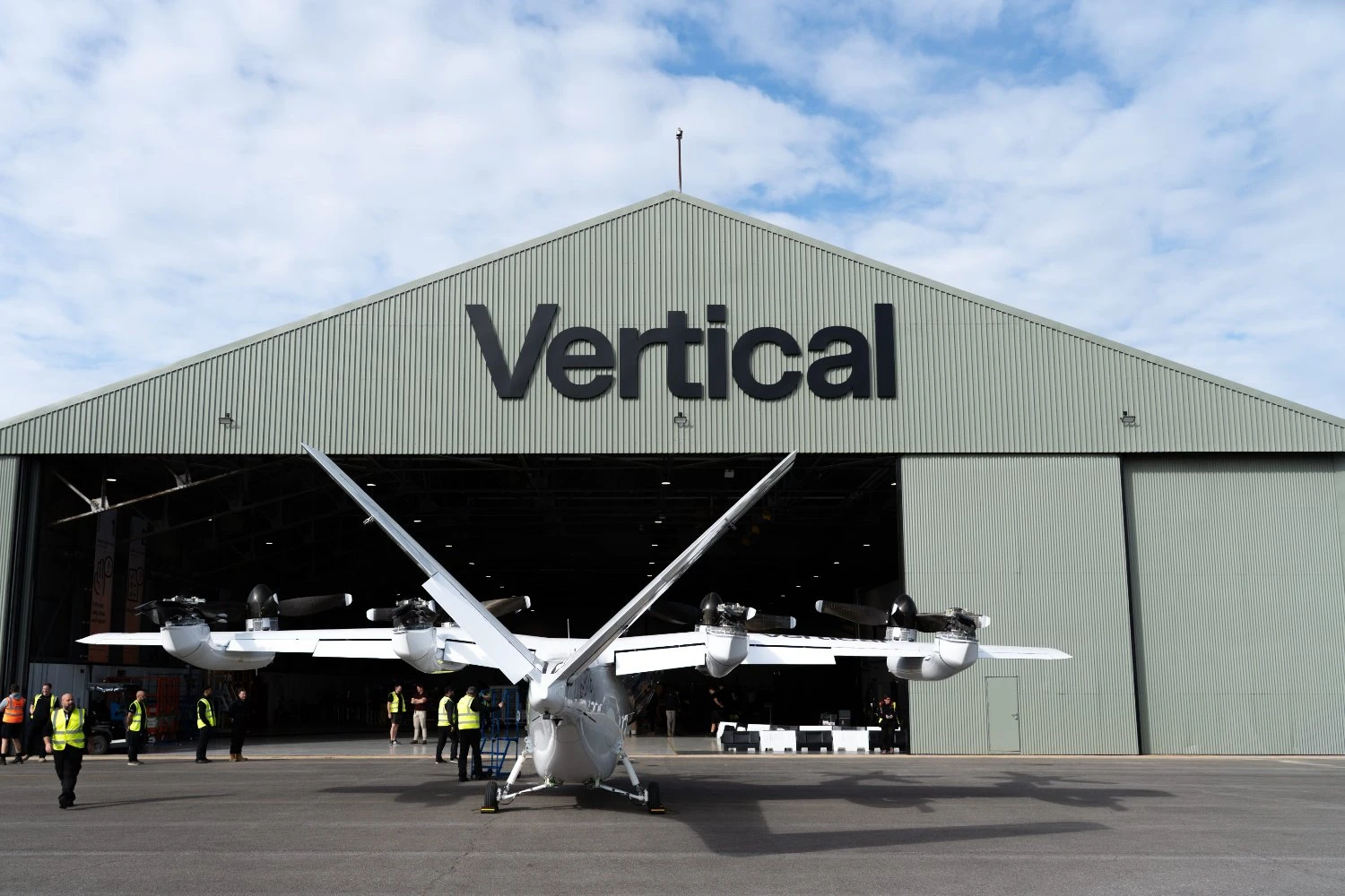 Vertical assembly center in the UK | VERTICAL AEROSPACE
