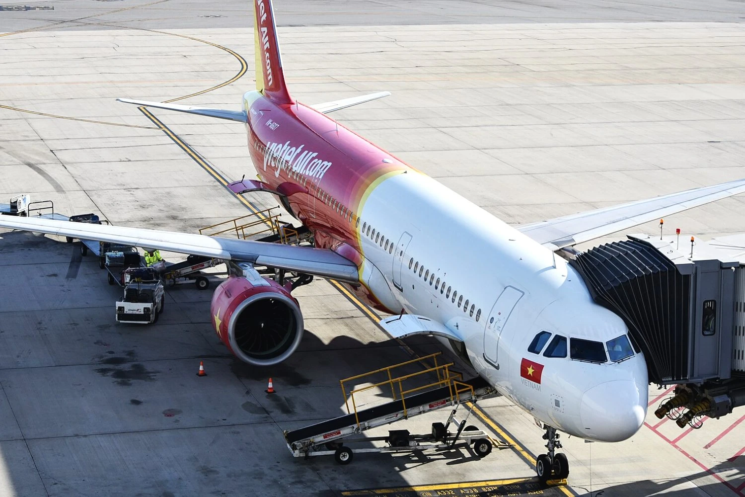 VietJet Air Airbus A321neo | BAHNFREND