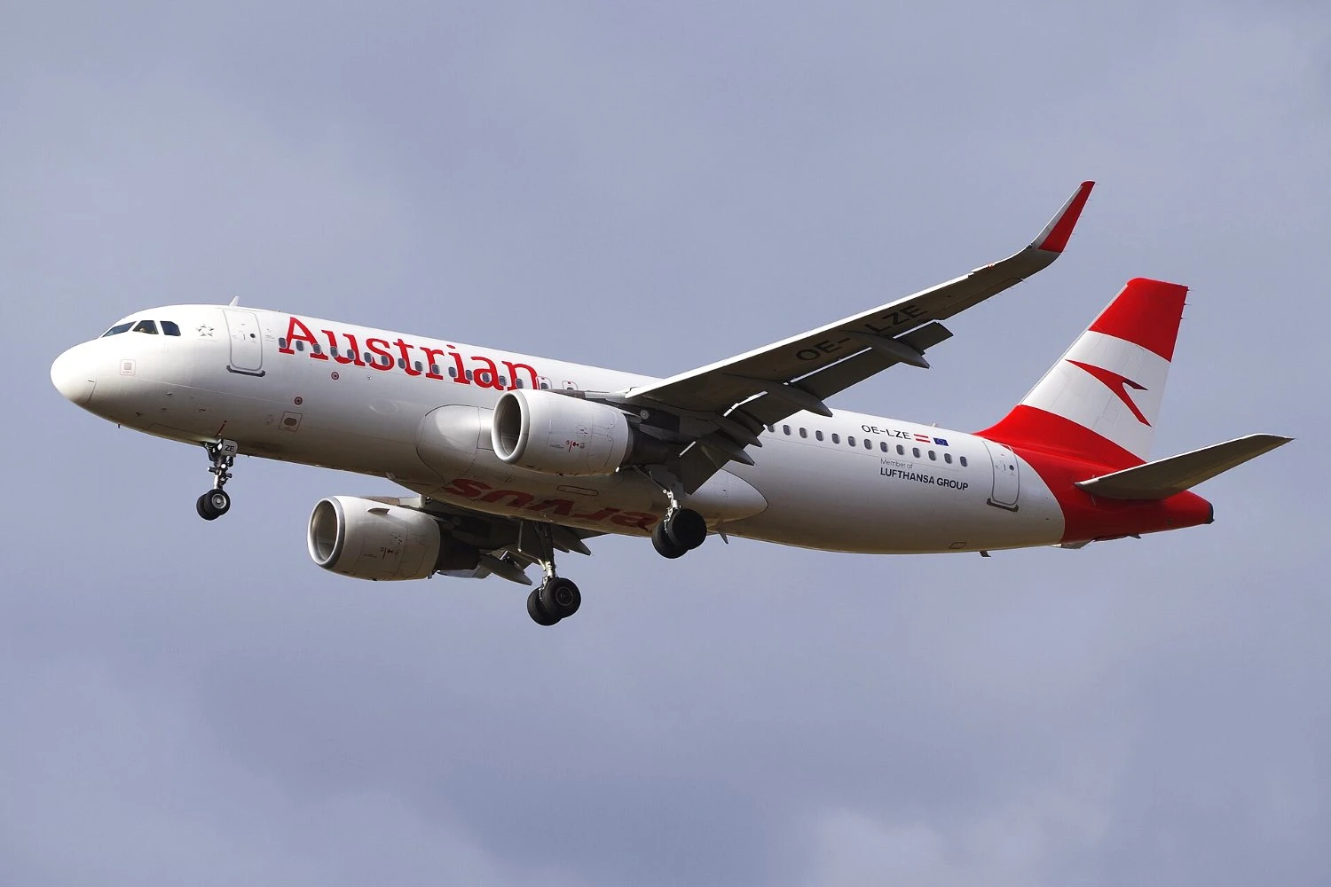 Airbus A320-214 OE-LZE of Austrian Airlines | ANDRÉ GERWING