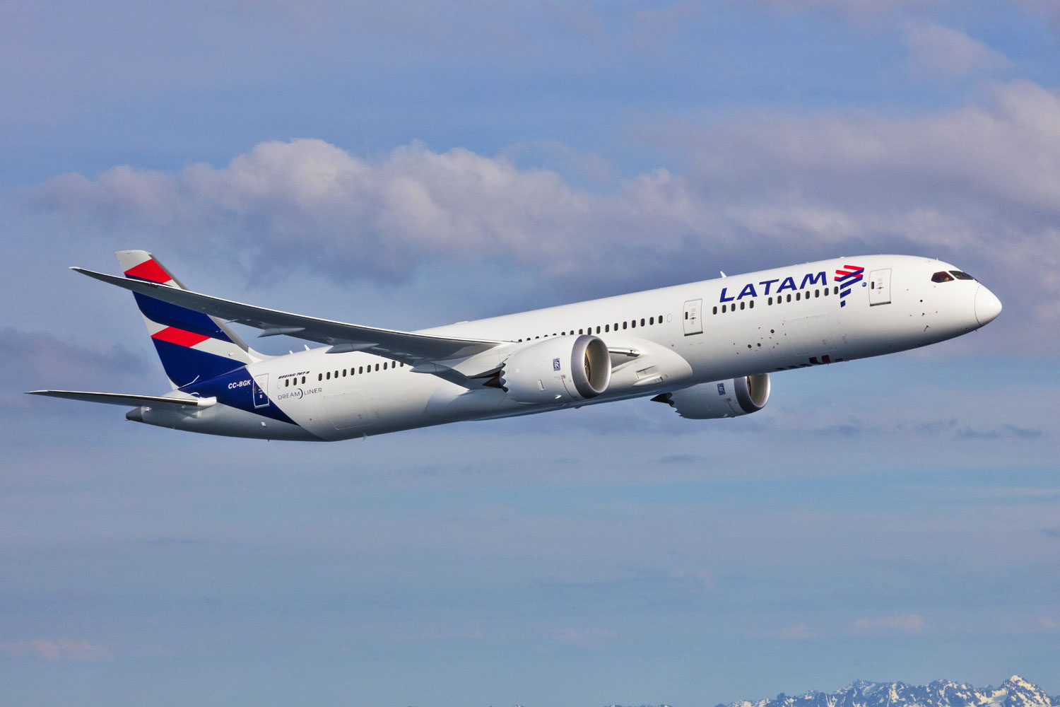 LATAM Brasil will debut the Boeing 787 in December - Air Data News
